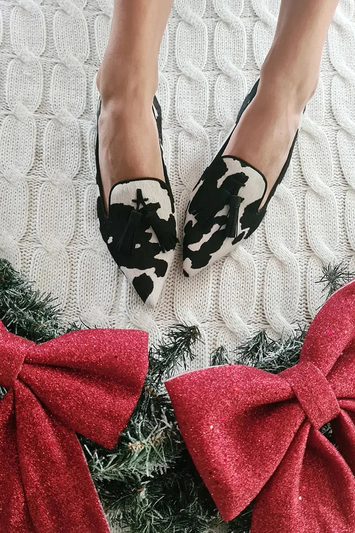 Valeria | Elegante loafers med spids snude og dekorative kvastdetaljer.