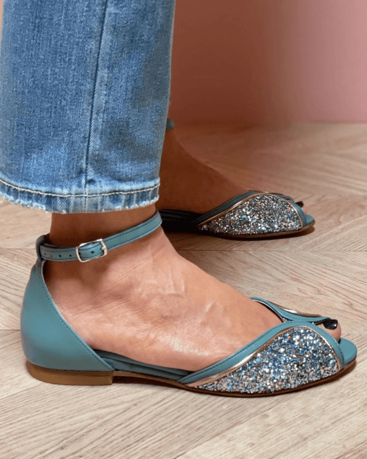 Brigitta | Elegante, flade glittersandaler – perfekte til enhver lejlighed