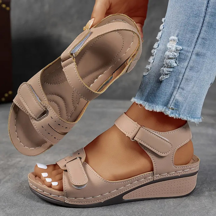 Anna™ ortopædiske sandaler med kilehæl