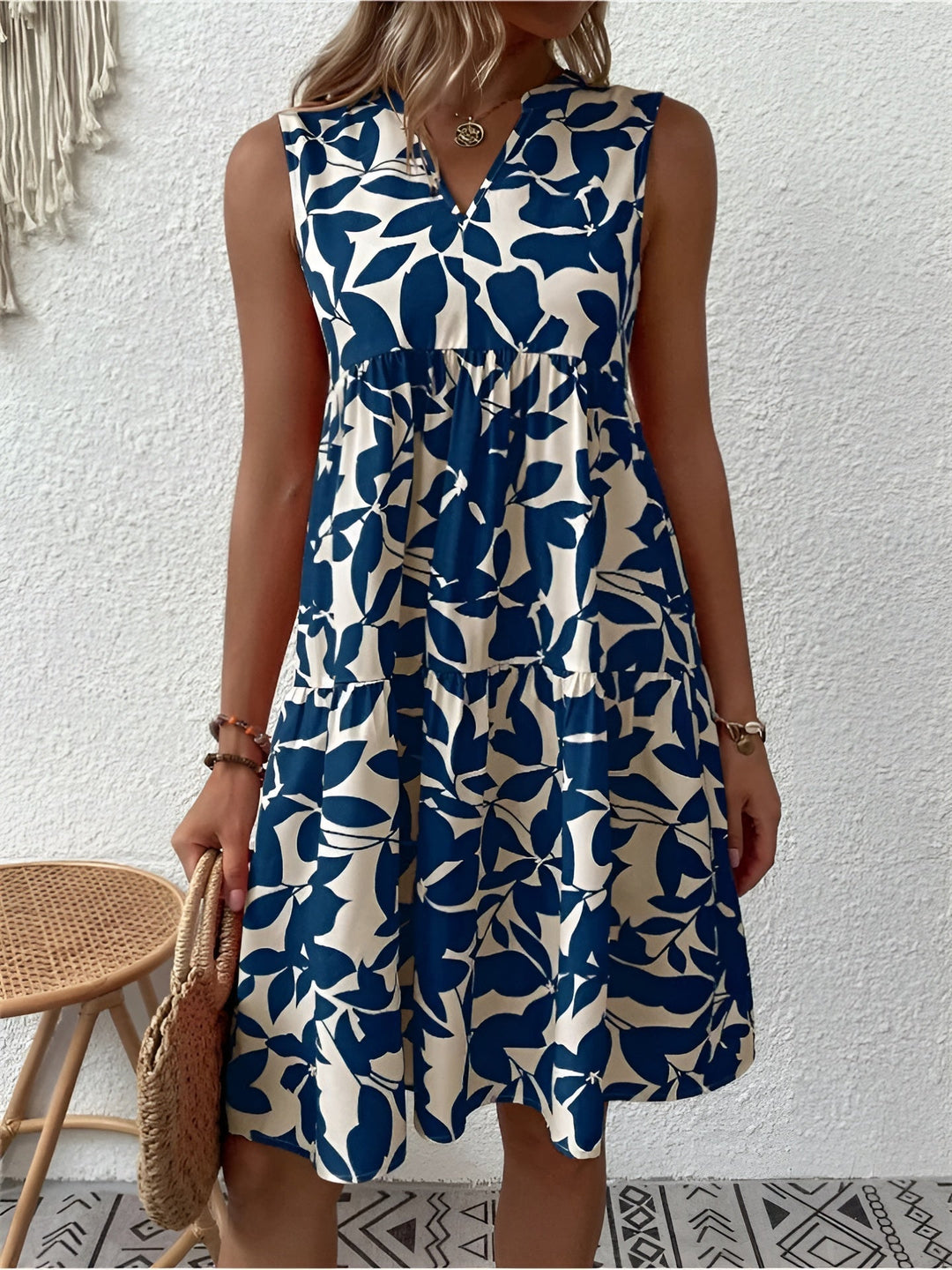 Maria™ – Elegant V-hals sommerkjole