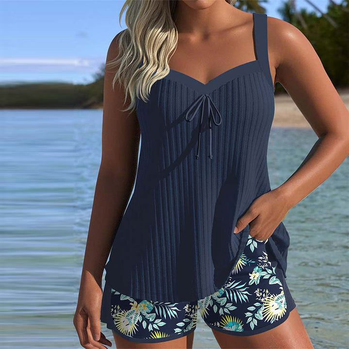 Elvia™ – Flatterende tankini med shorts