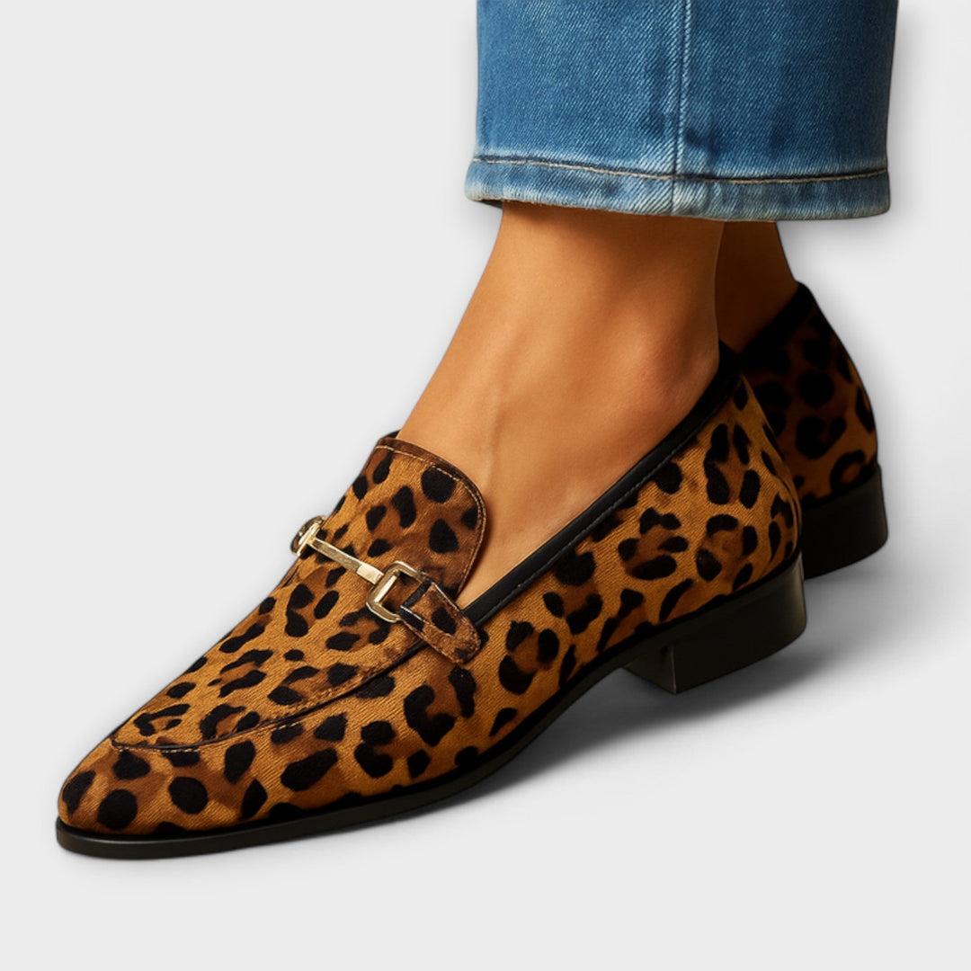 Rita-loafers med print og dekorativ spænde