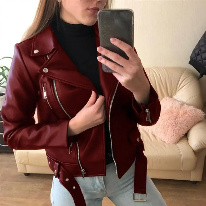 Elegant læderjakke i bikerstil
