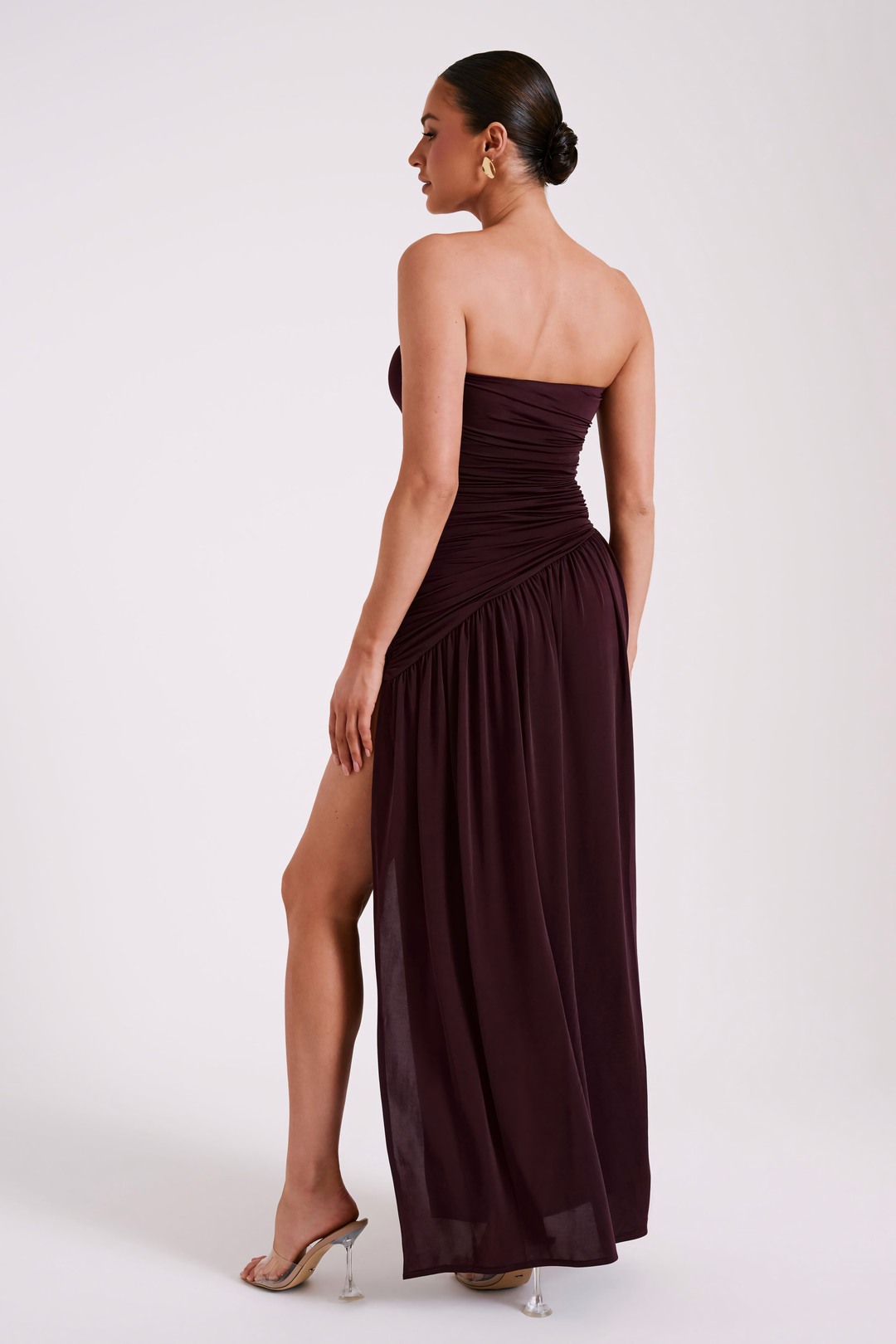 Selvara - Ruched Maroon Kjole