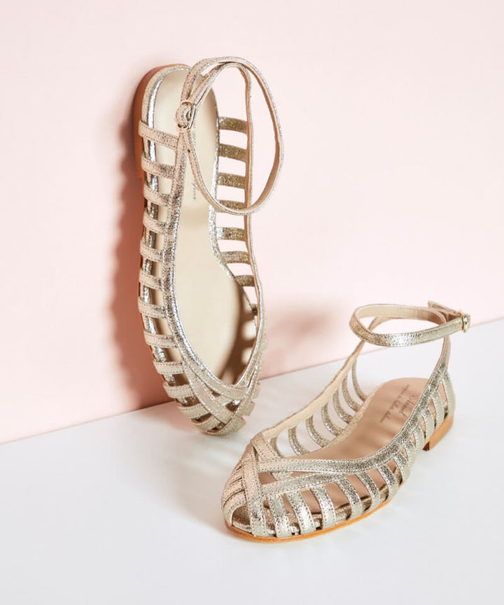 Giada| Elegant flettet ballerina med rem – til en sofistikeret stil.