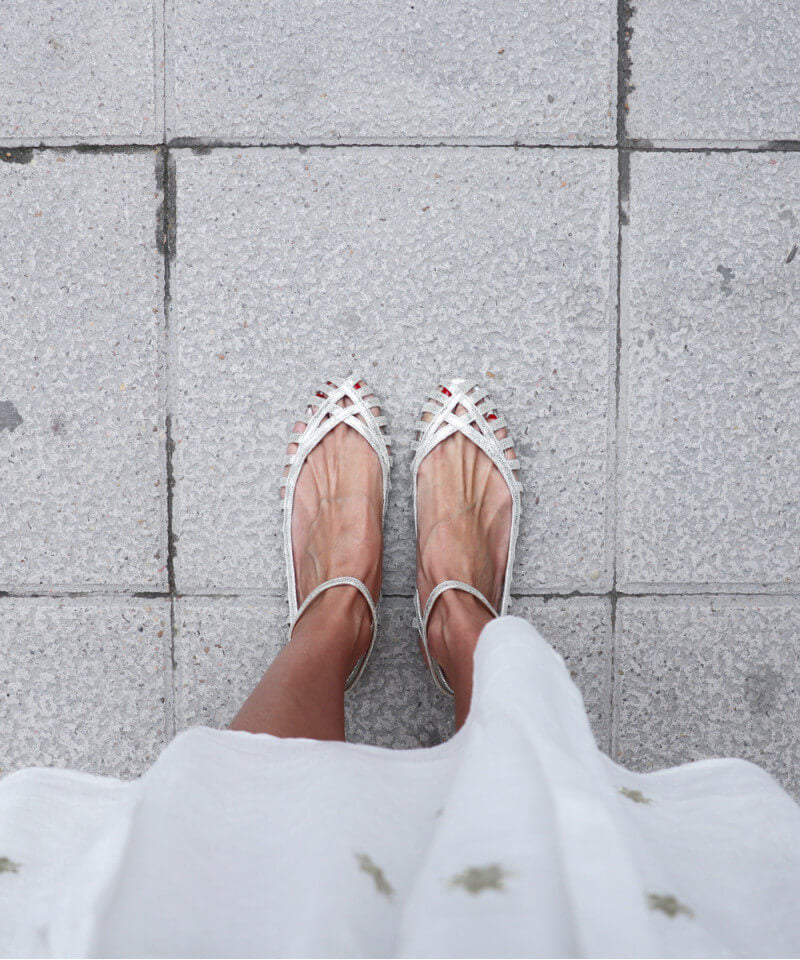 Giada| Elegant flettet ballerina med rem – til en sofistikeret stil.