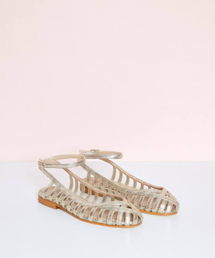 Giada| Elegant flettet ballerina med rem – til en sofistikeret stil.