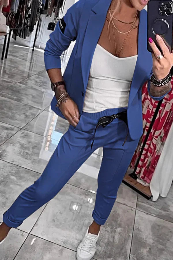 Ksenia | Skræddersyet sæt med blød blazer og afslappede joggers