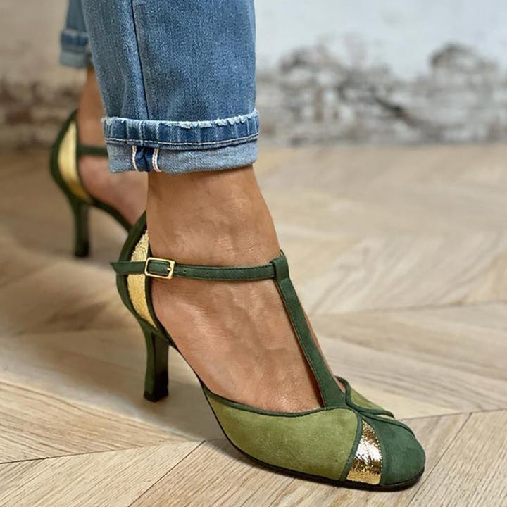 Alona™ | Patchwork-pumps med T-rem og lukket tå