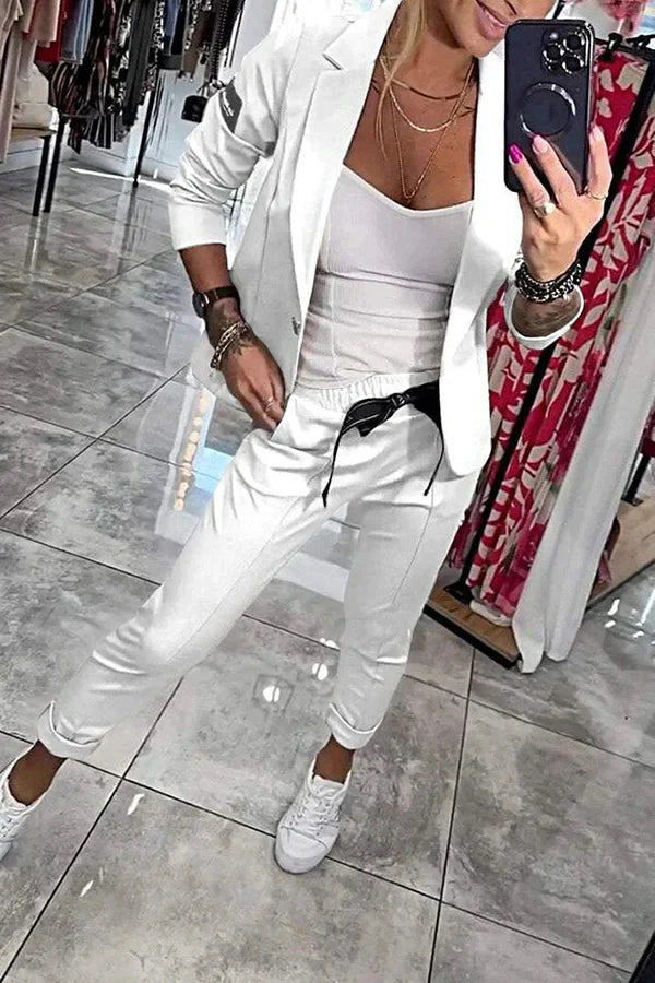 Ksenia | Skræddersyet sæt med blød blazer og afslappede joggers