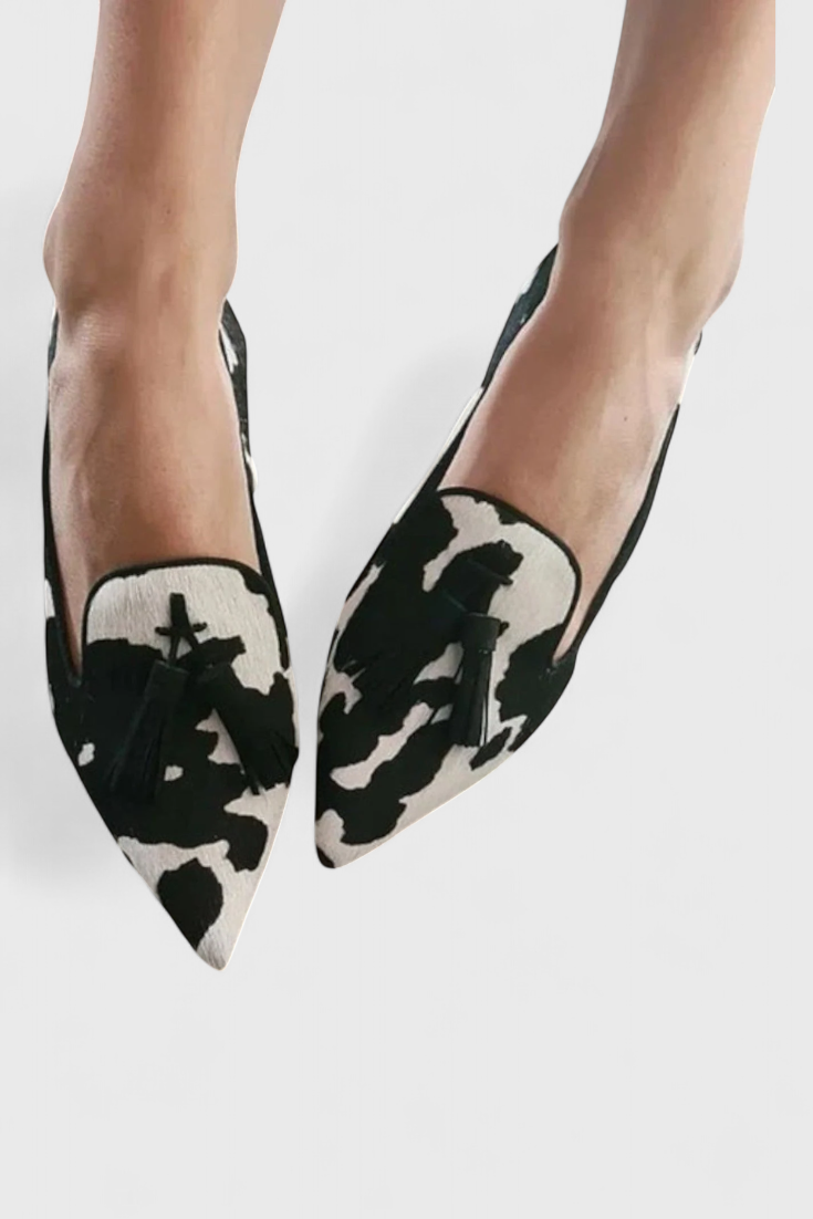 Elegante Fermina-loafers med spids snude og tofarvet design