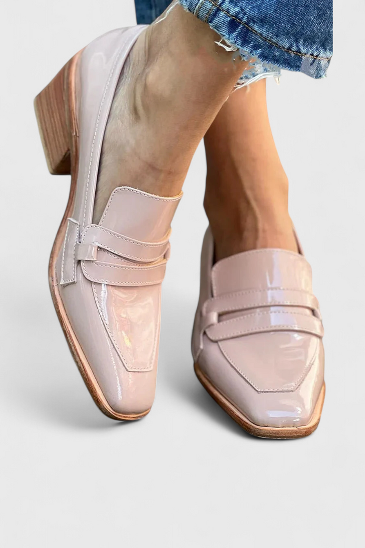 Sasha-loafers i rosa laklæder med firkantet snude og høj hæl