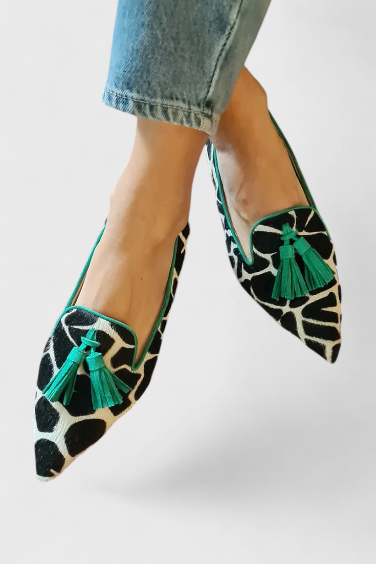 Elegante Fermina-loafers med spids snude og tofarvet design