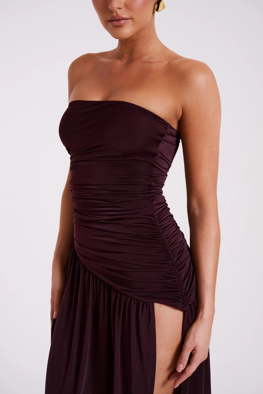 Selvara - Ruched Maroon Kjole